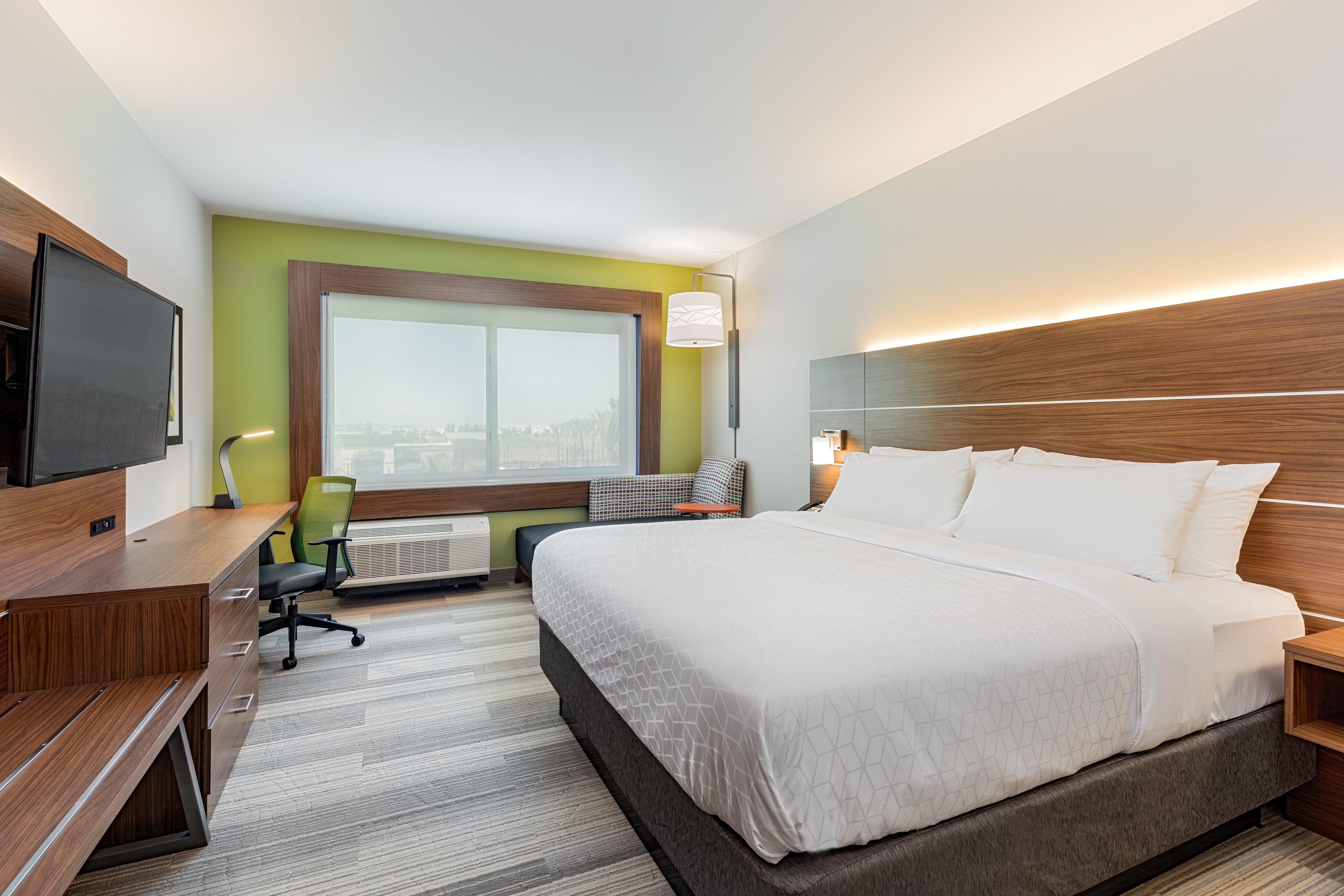 Holiday Inn Express & Suites - Moreno Valley - Riverside By Ihg Екстериор снимка